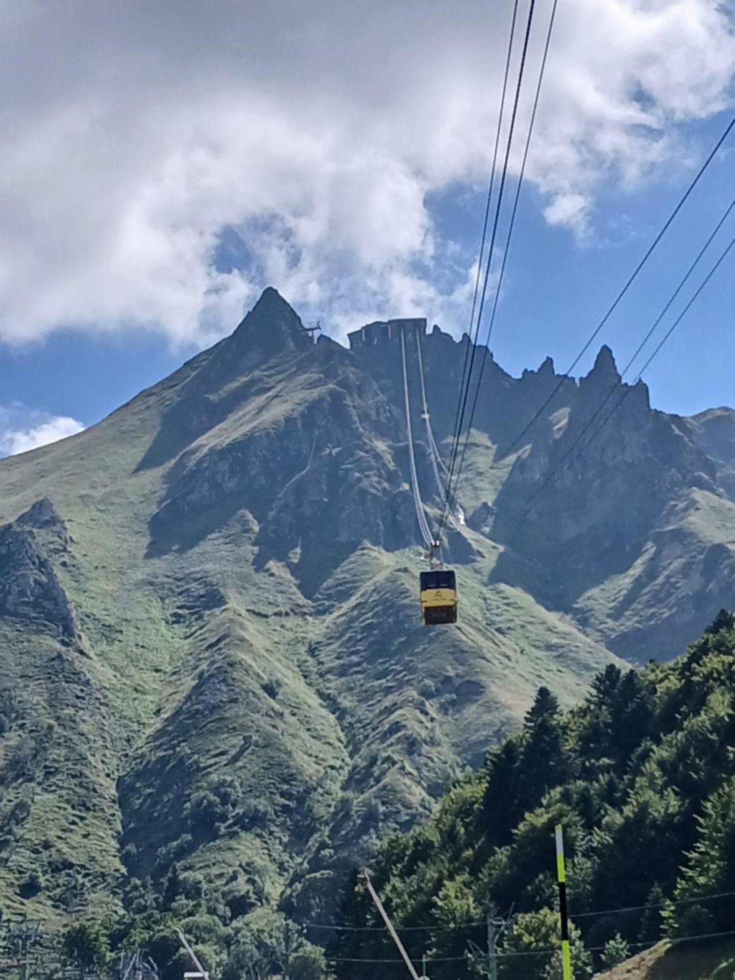 Appartement Au Coeur Du Mont-Dore Luaran gambar